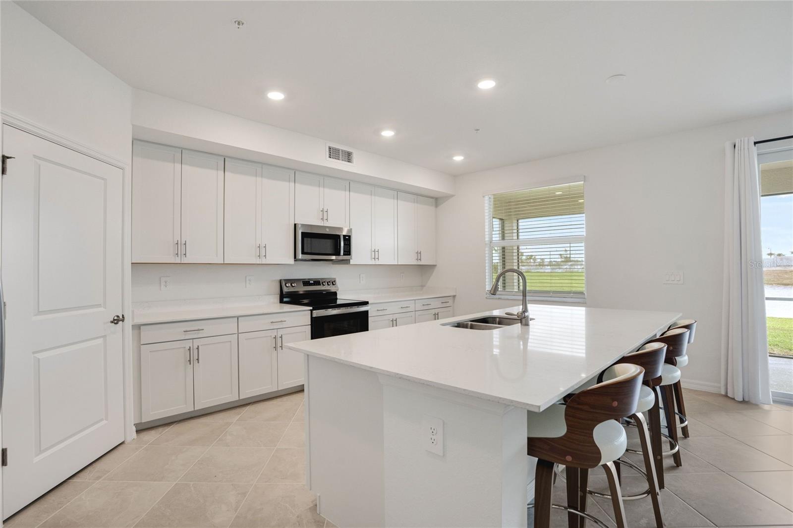 WELLEN PARK GOLF & COUNTRY CLUB - Residential