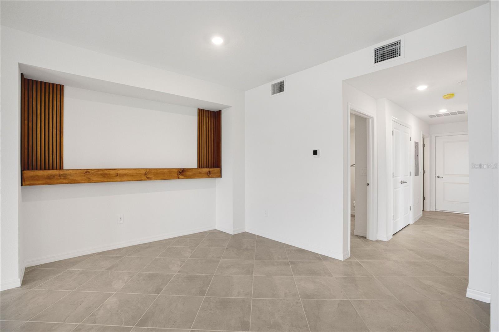 WELLEN PARK GOLF & COUNTRY CLUB - Residential