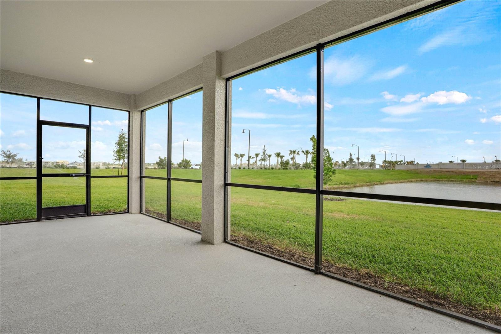WELLEN PARK GOLF & COUNTRY CLUB - Residential