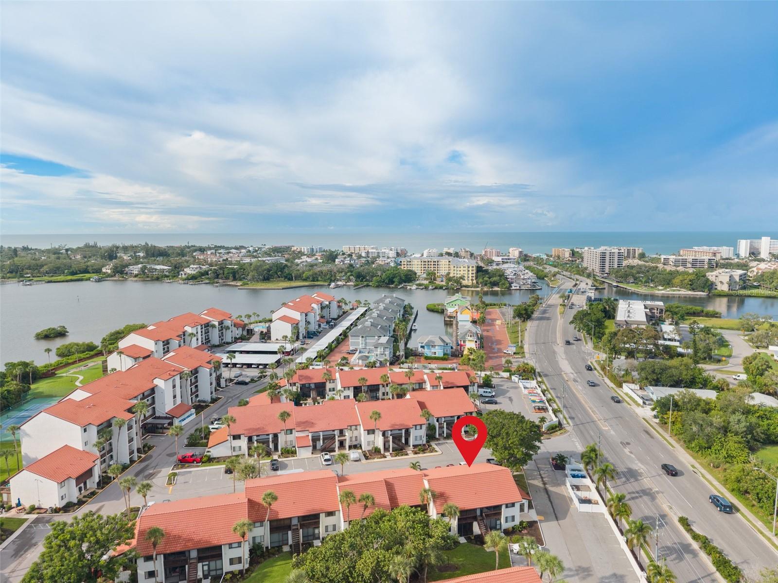 1636 STICKNEY POINT ROAD 201, SARASOTA, FL, 34231 2 1636 STICKNEY POINT ROAD 201