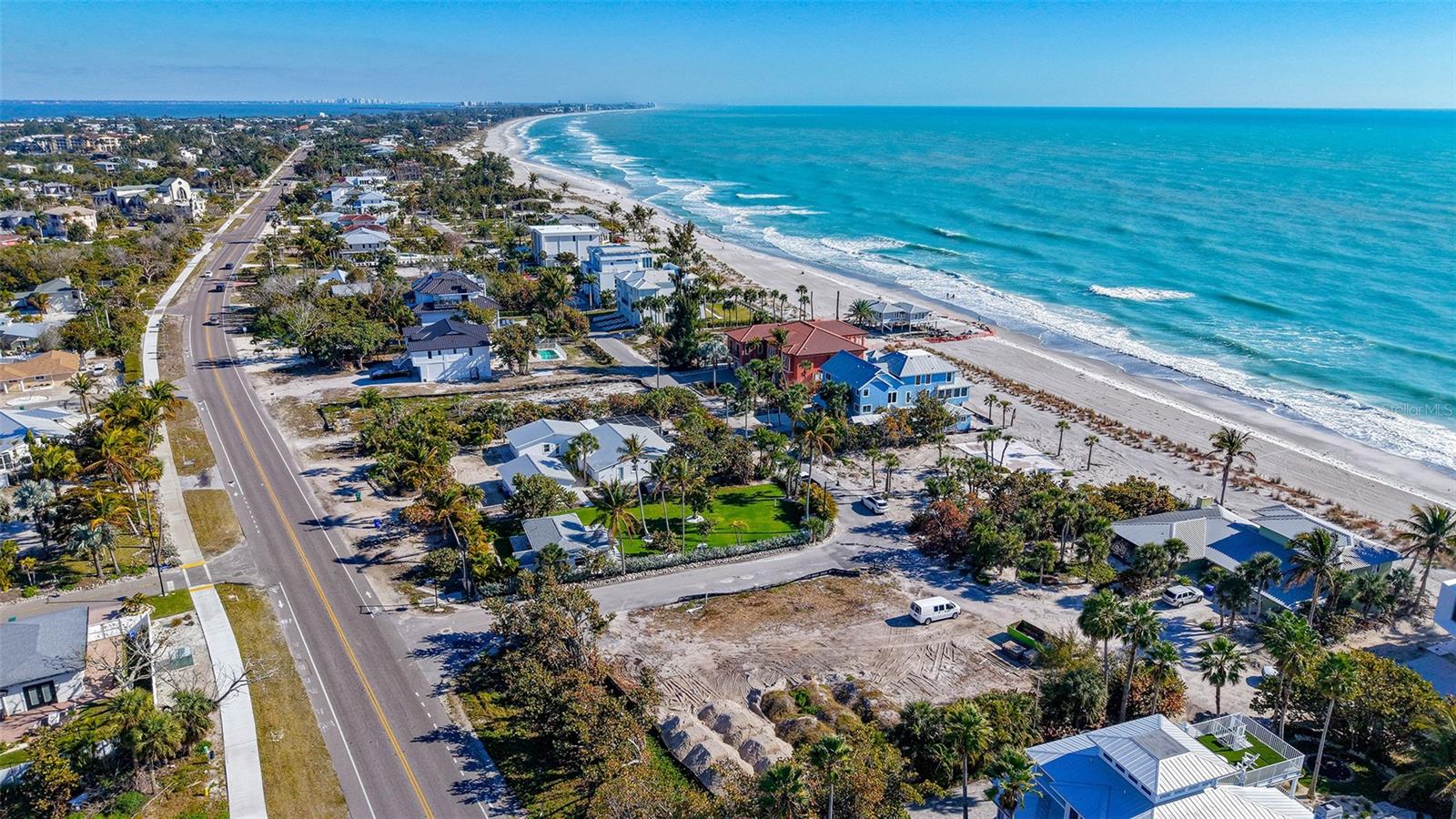 SLEEPY LAGOON - Residential