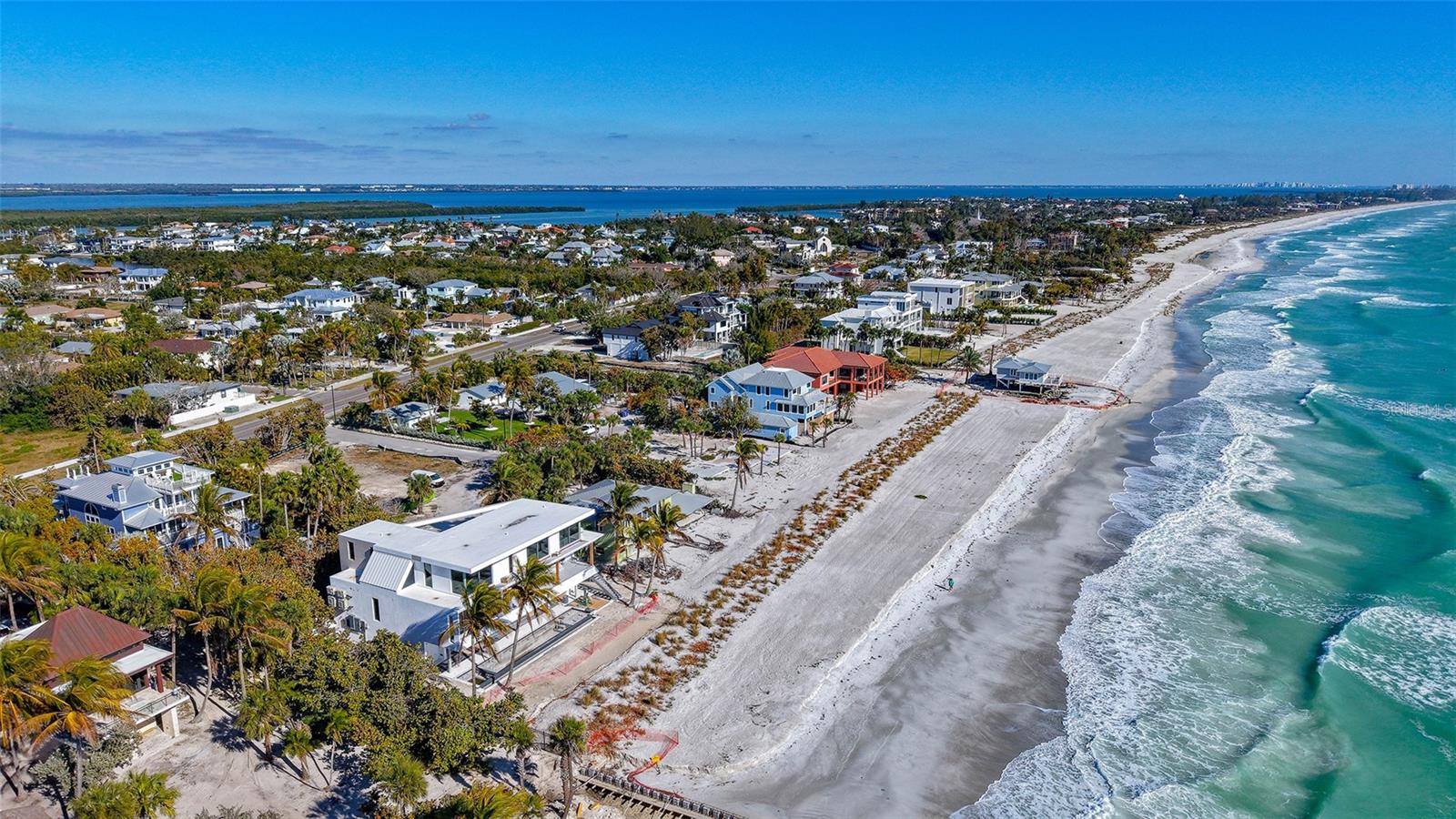 SLEEPY LAGOON - Residential