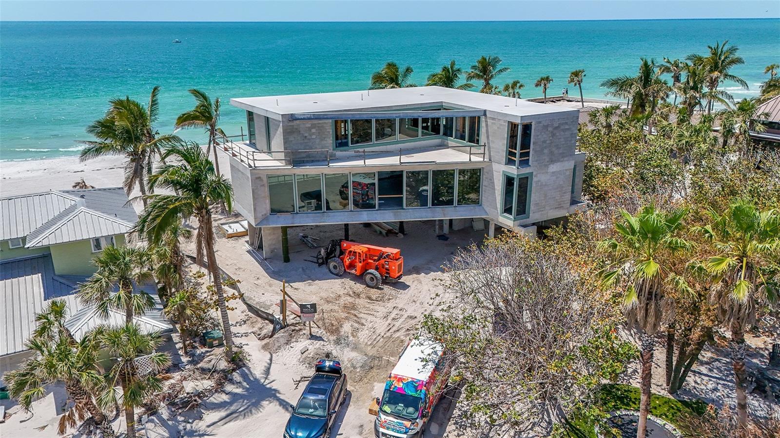 SLEEPY LAGOON - Residential