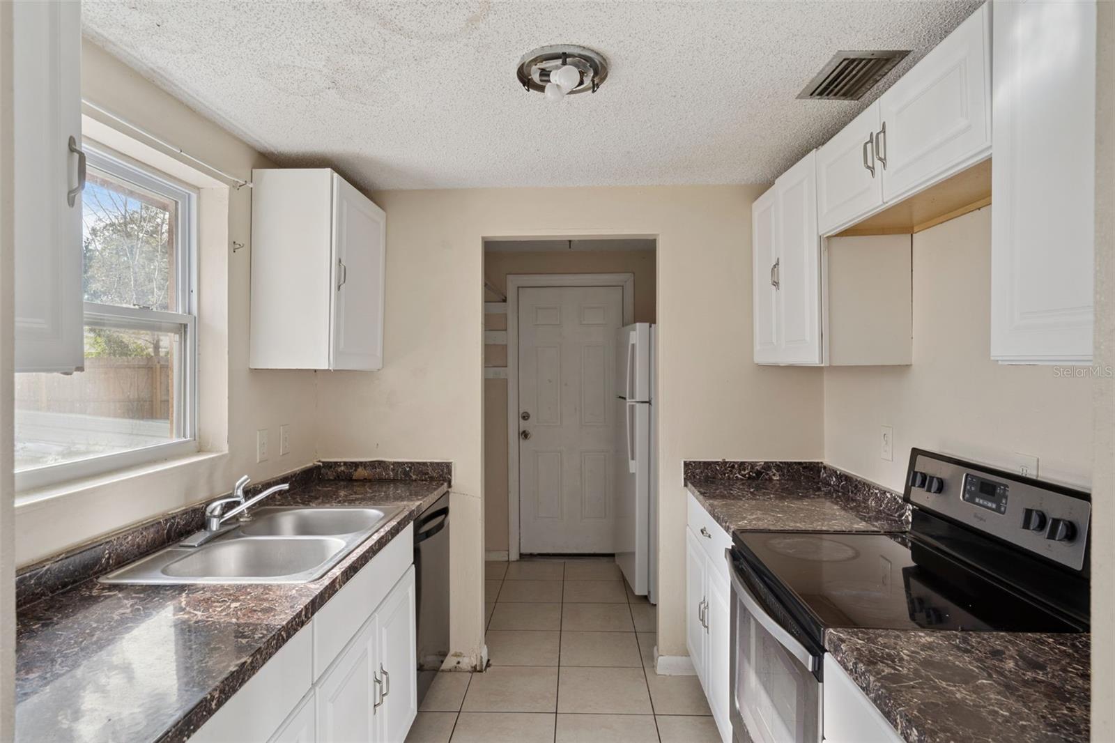 MARION OAKS UN 02 - Residential