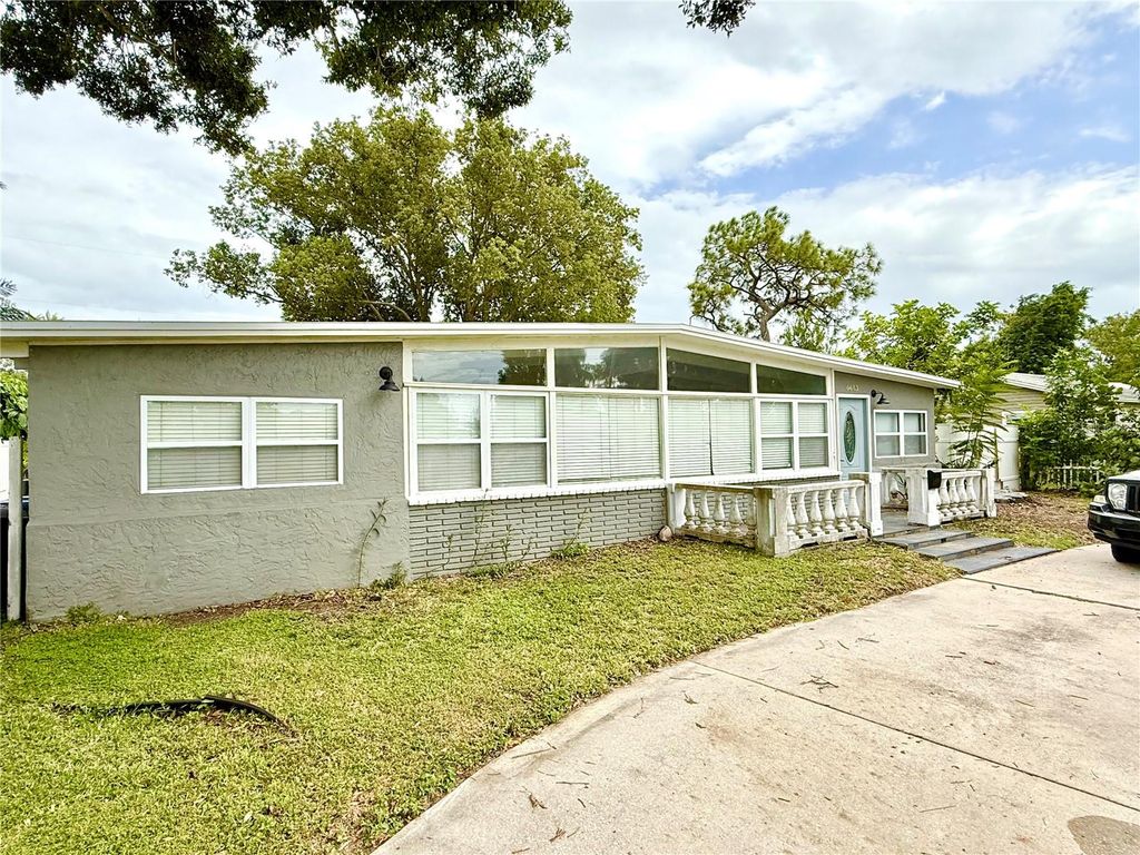 Photo of 6613 Orchard Drive N, St Petersburg, FL 33702 (MLS # O6345874)