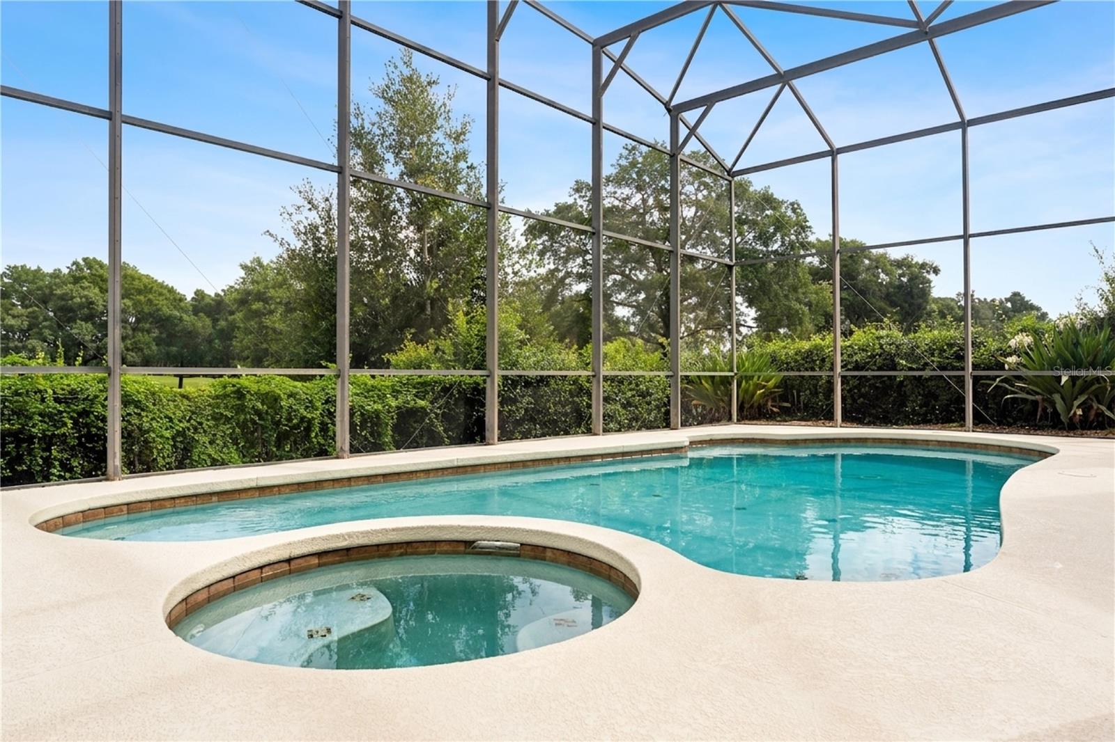1240 GLENCREST DRIVE