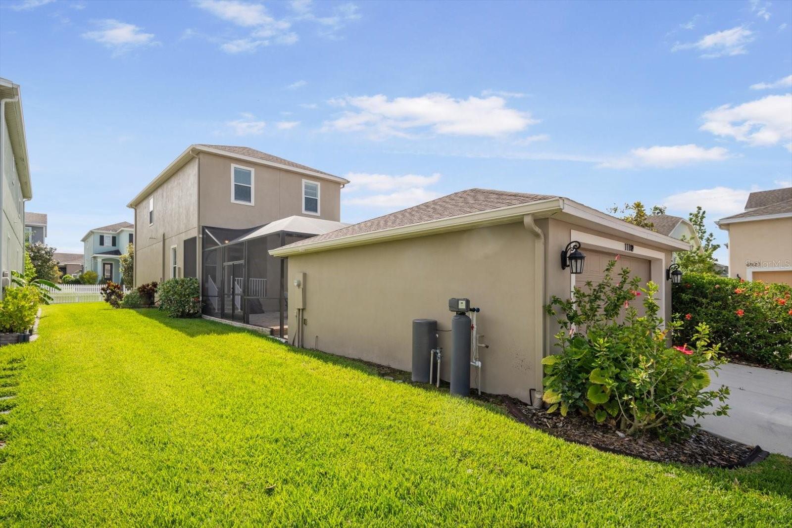 11109 GREAT NECK ROAD