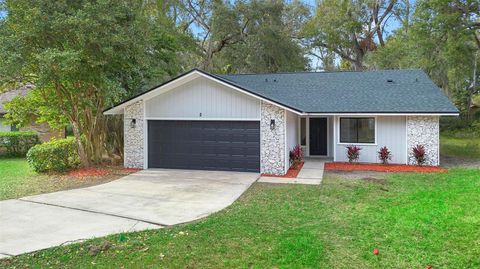 A home in DELAND