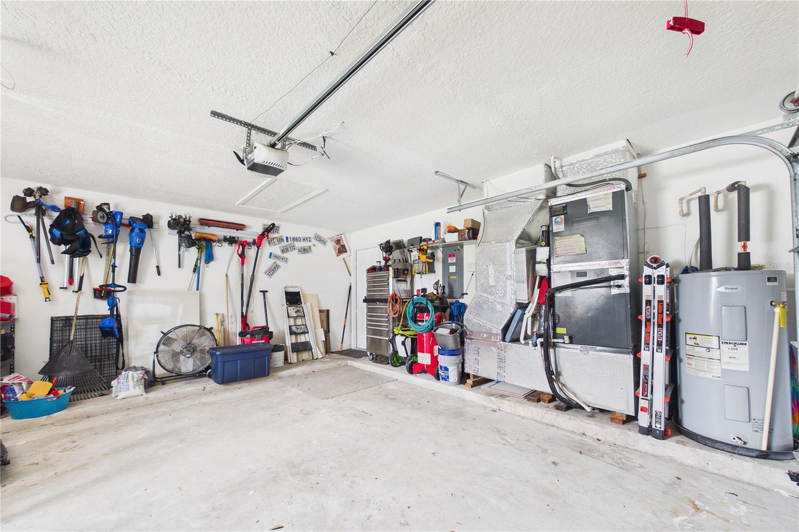 THE WOODS - Residential