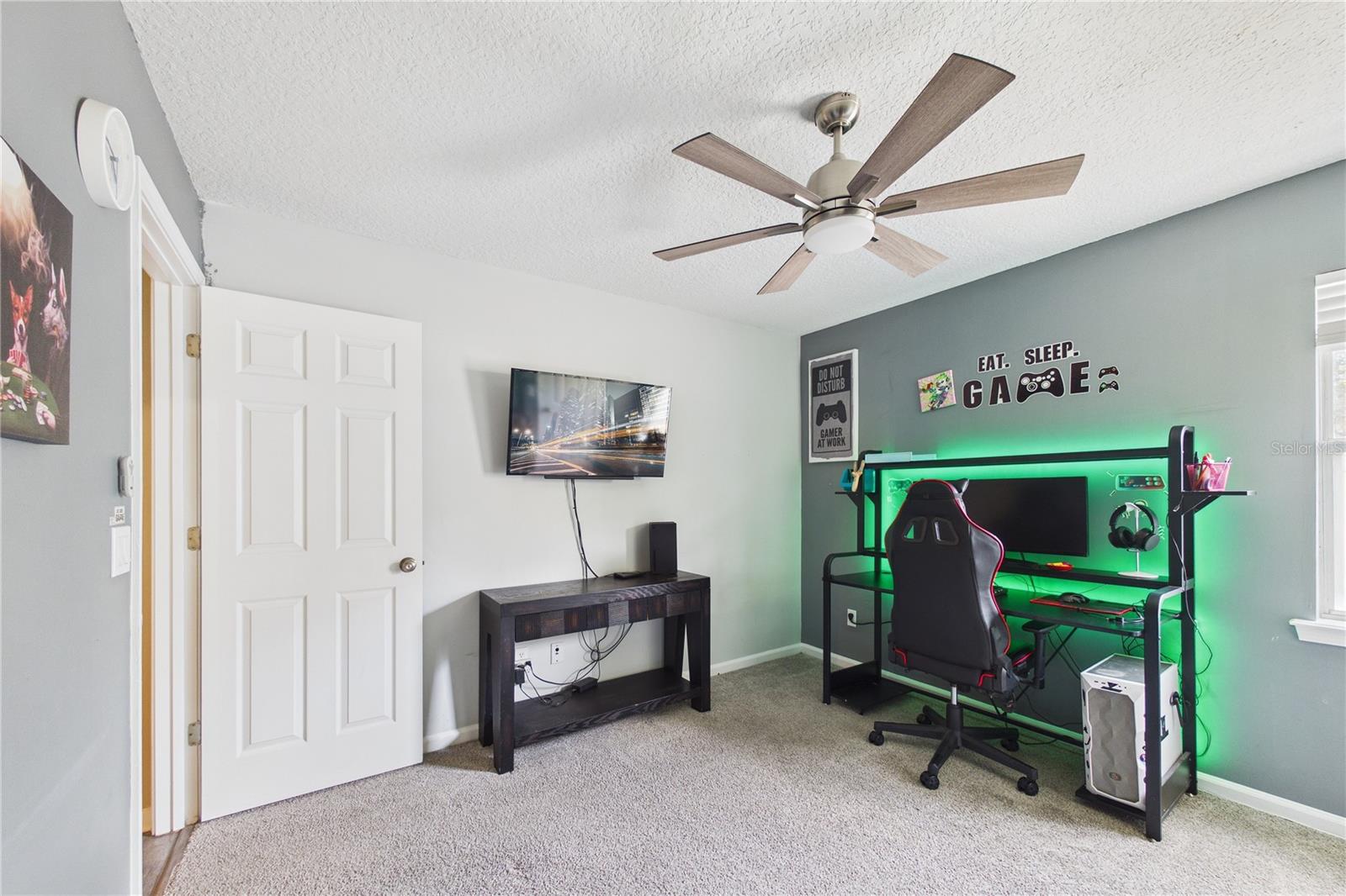 THE WOODS - Residential