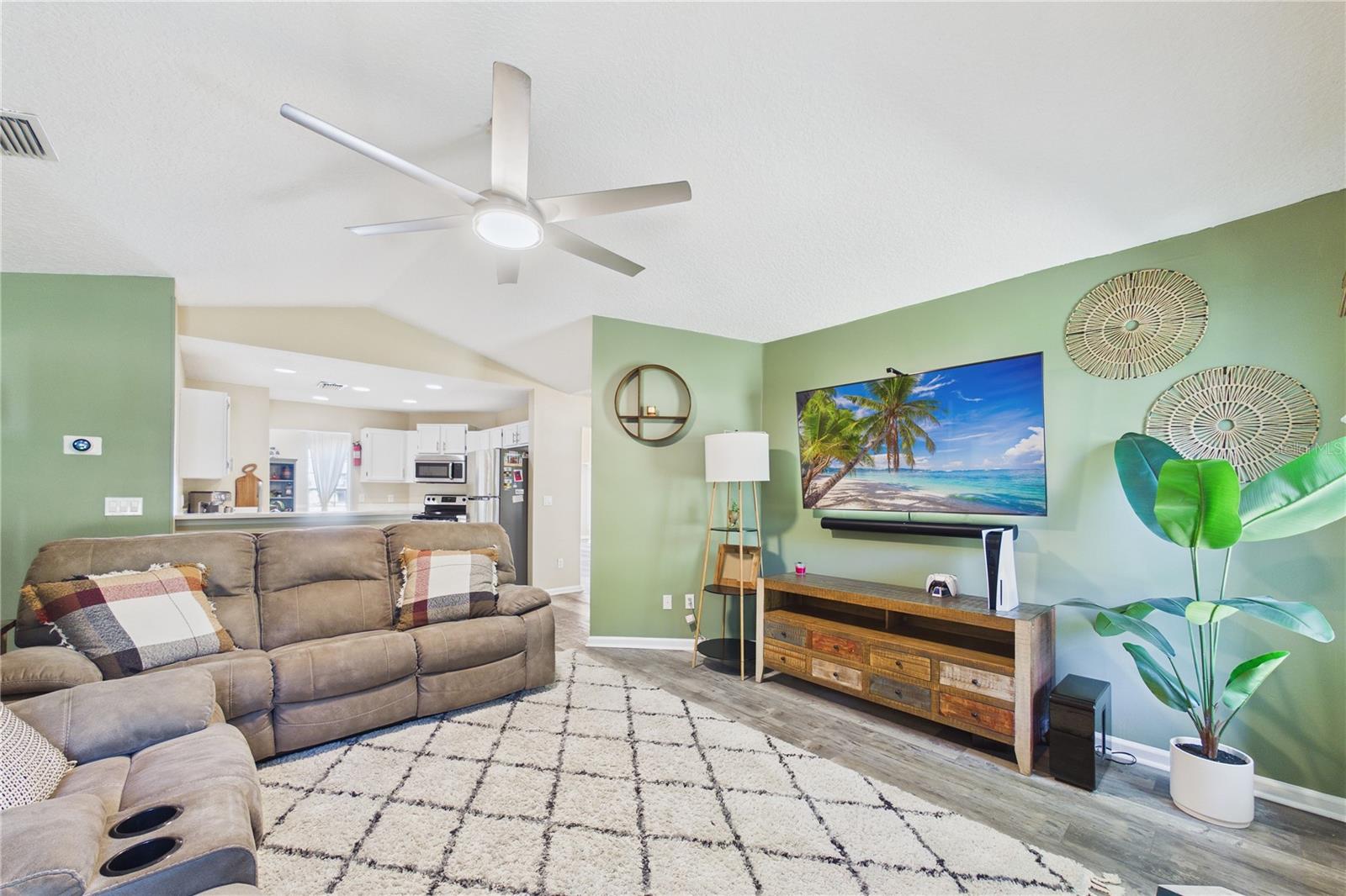 THE WOODS - Residential