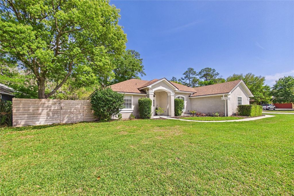 Photo of 2487 Winged Elm Drive E, Jacksonville, FL 32246 (MLS # O6395750)