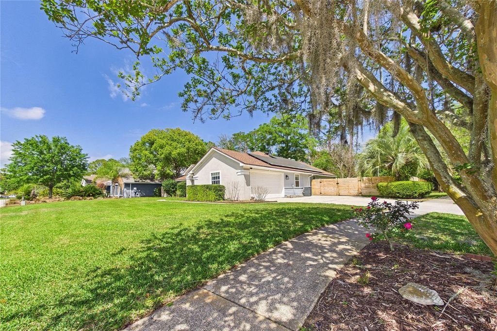Photo of 2487 Winged Elm Drive E, Jacksonville, FL 32246 (MLS # O6395750)