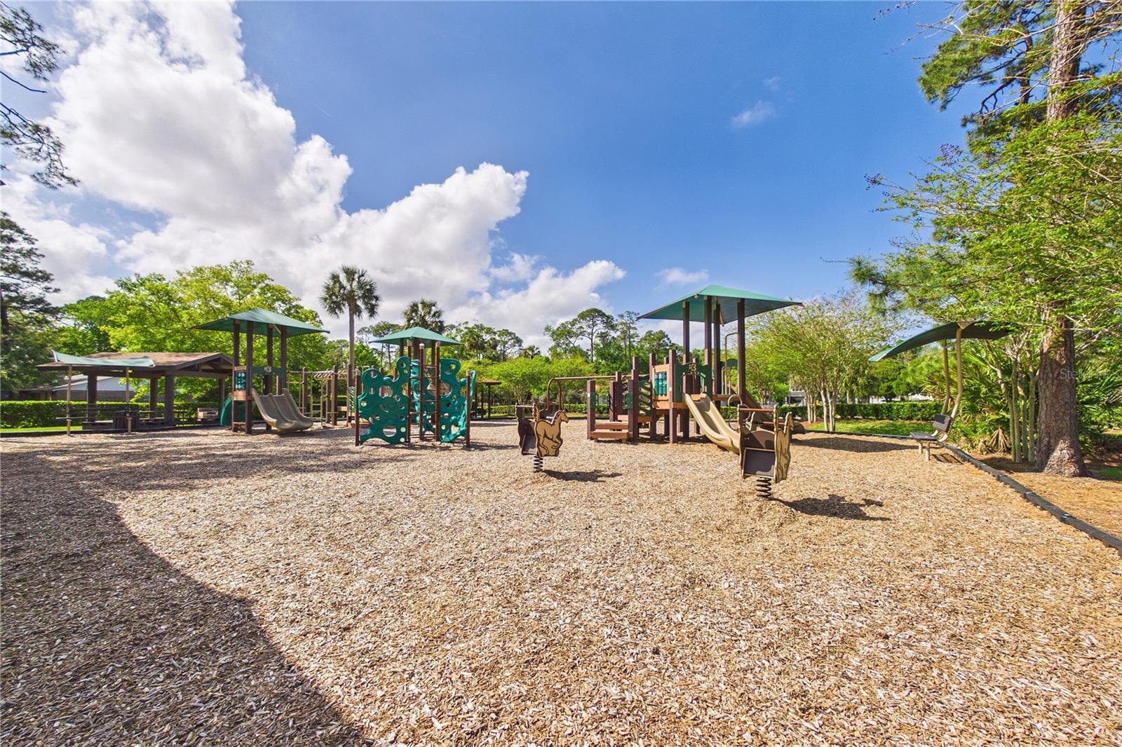 THE WOODS - Residential