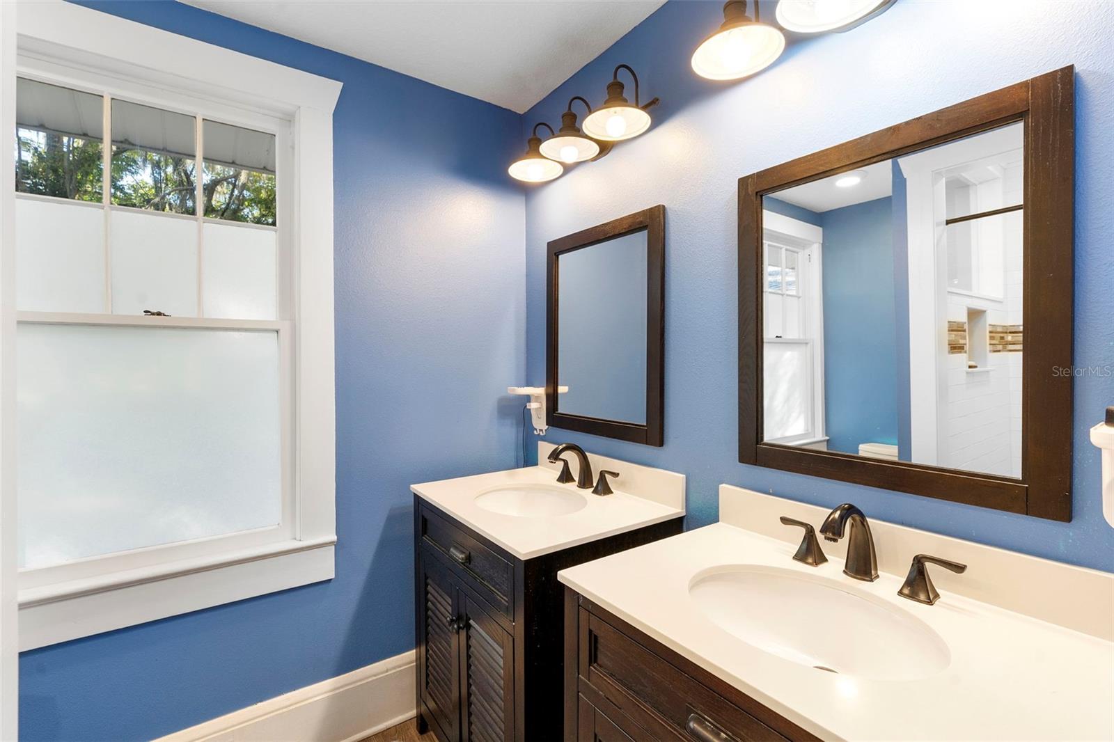 OSTEENS BLK 119 DELAND - Residential