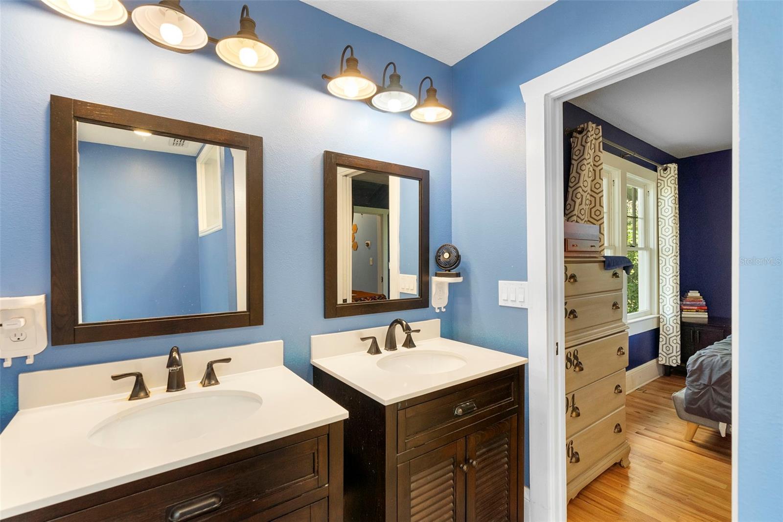 OSTEENS BLK 119 DELAND - Residential