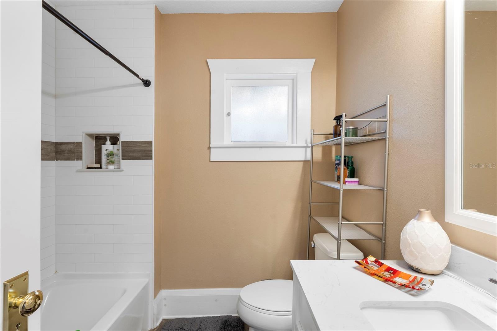 OSTEENS BLK 119 DELAND - Residential