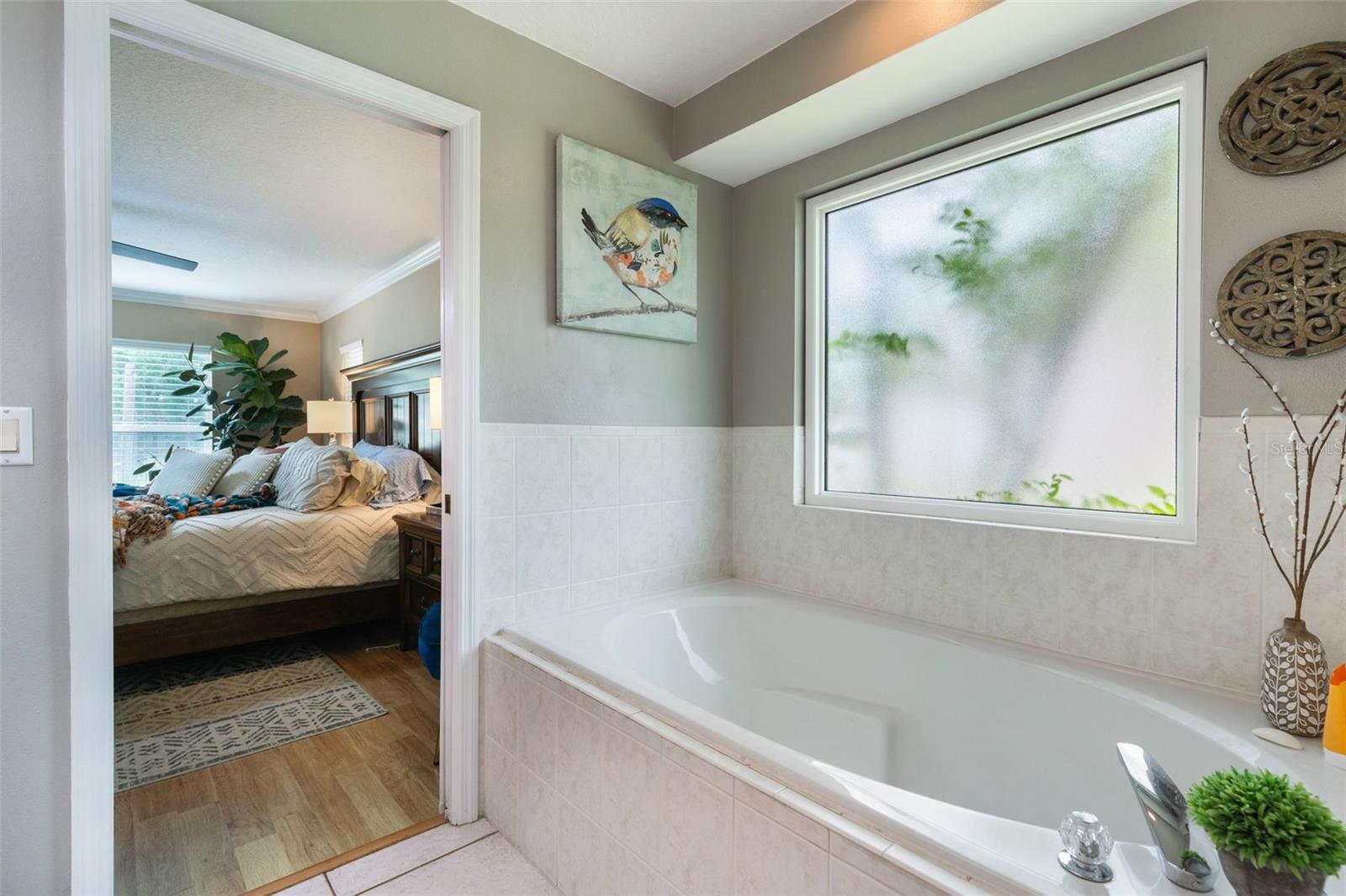 COUNTRY CLUB HILLS - Residential