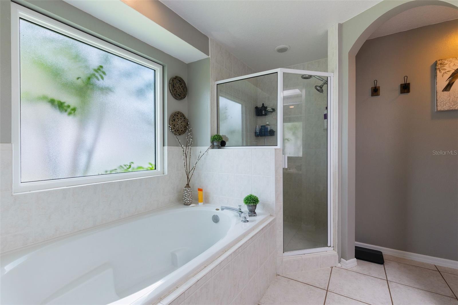 COUNTRY CLUB HILLS - Residential