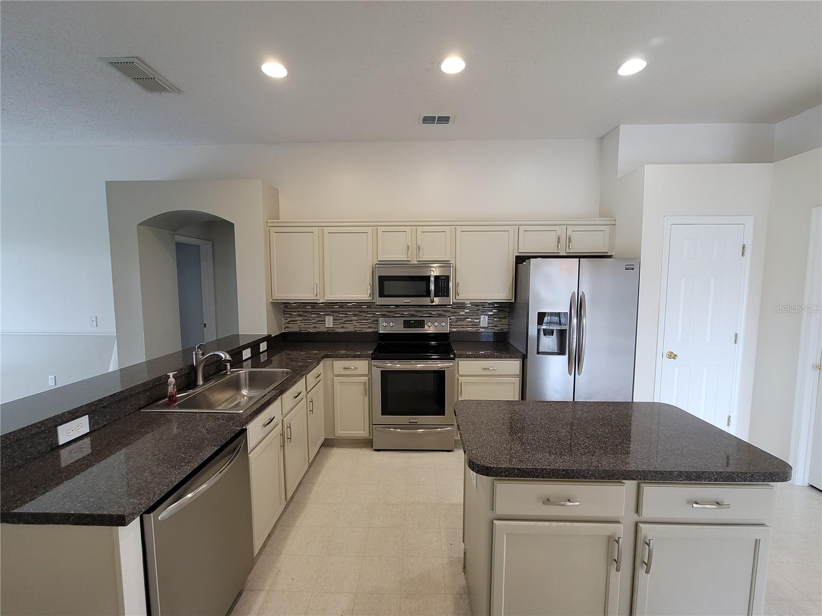 FLORIDA PINES PH 03 - Residential