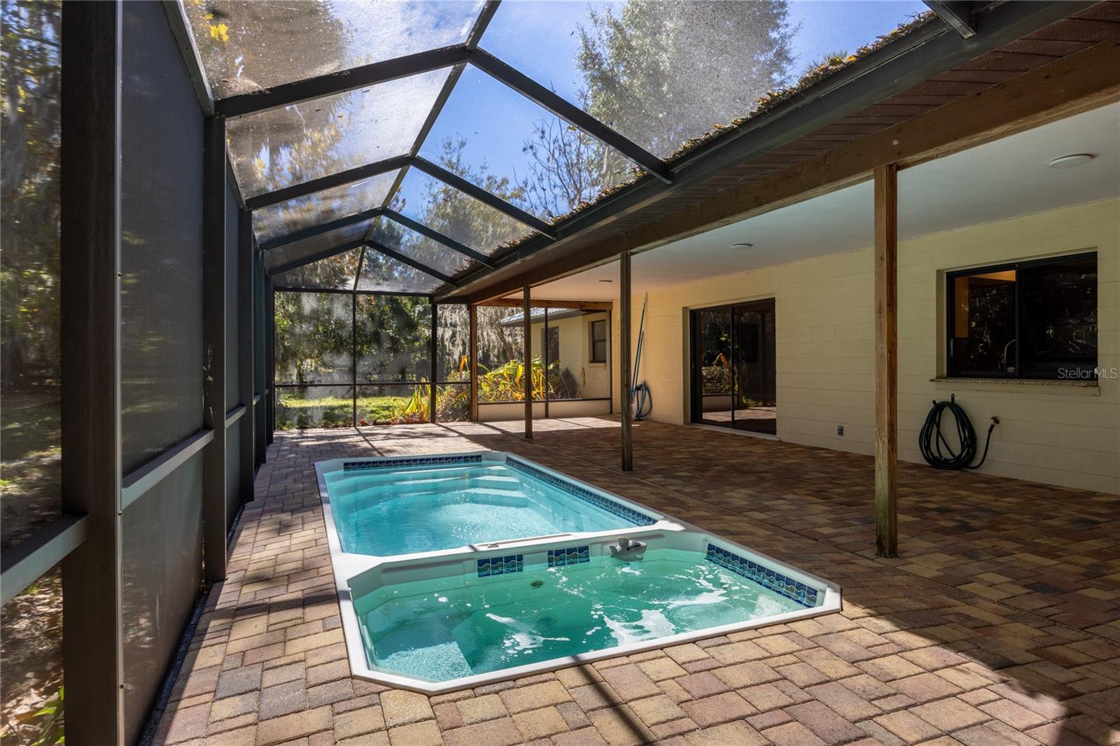 CUT ABOVE - Residential