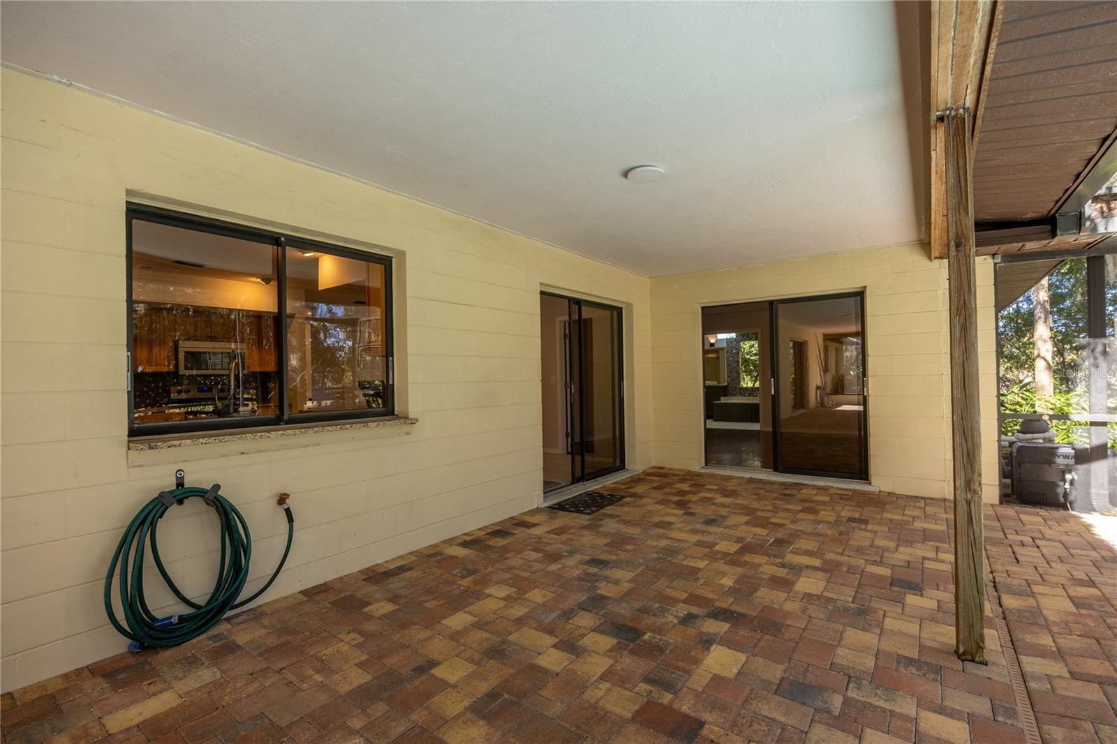 CUT ABOVE - Residential