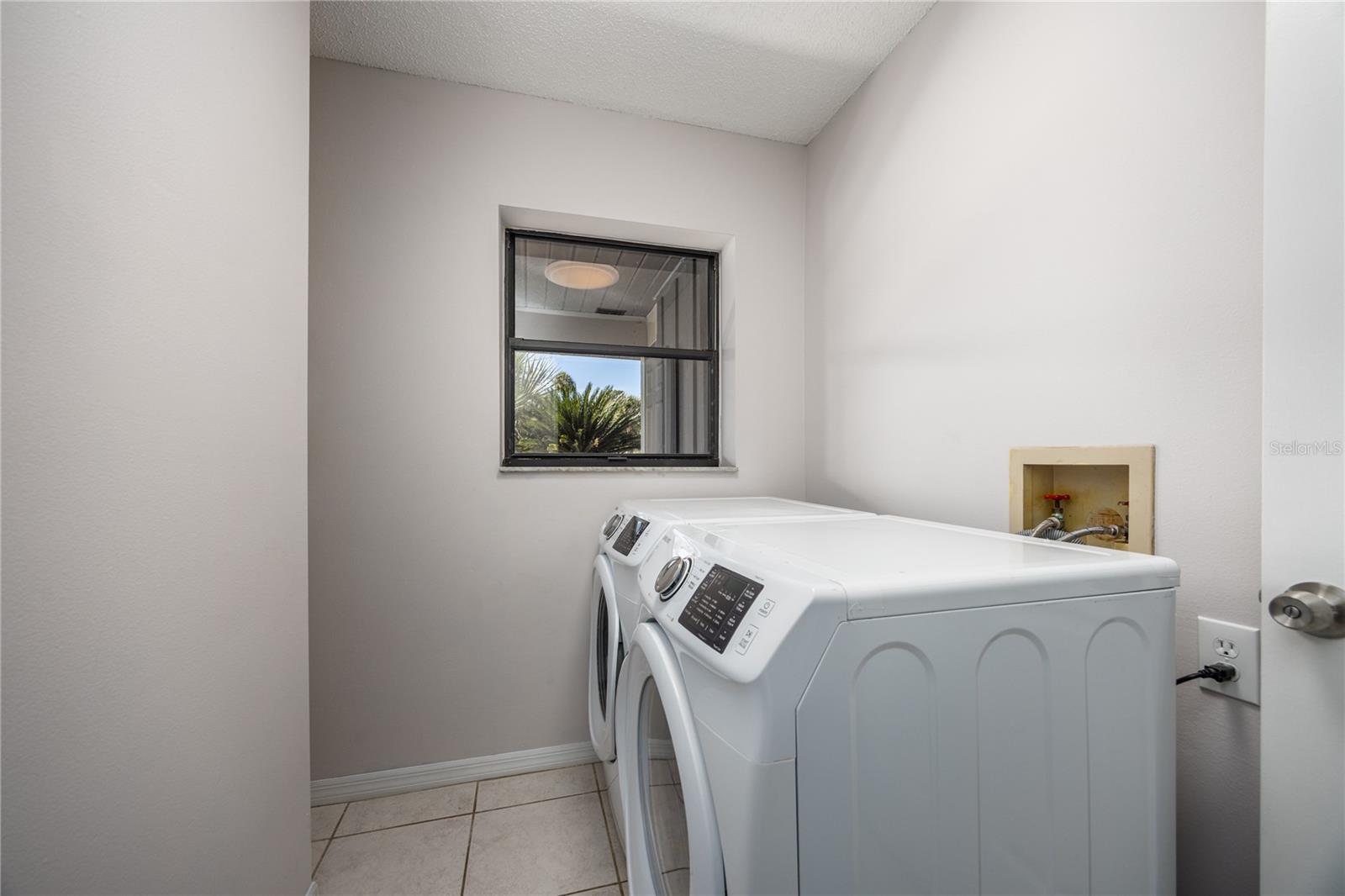 CUT ABOVE - Residential