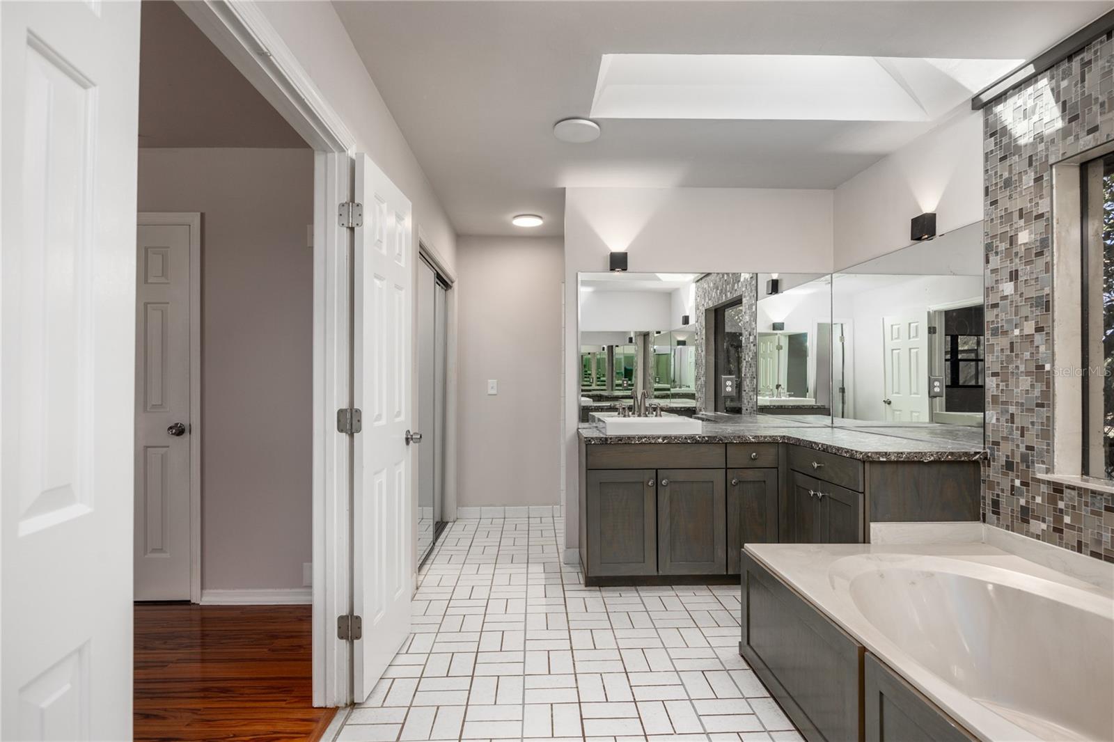 CUT ABOVE - Residential