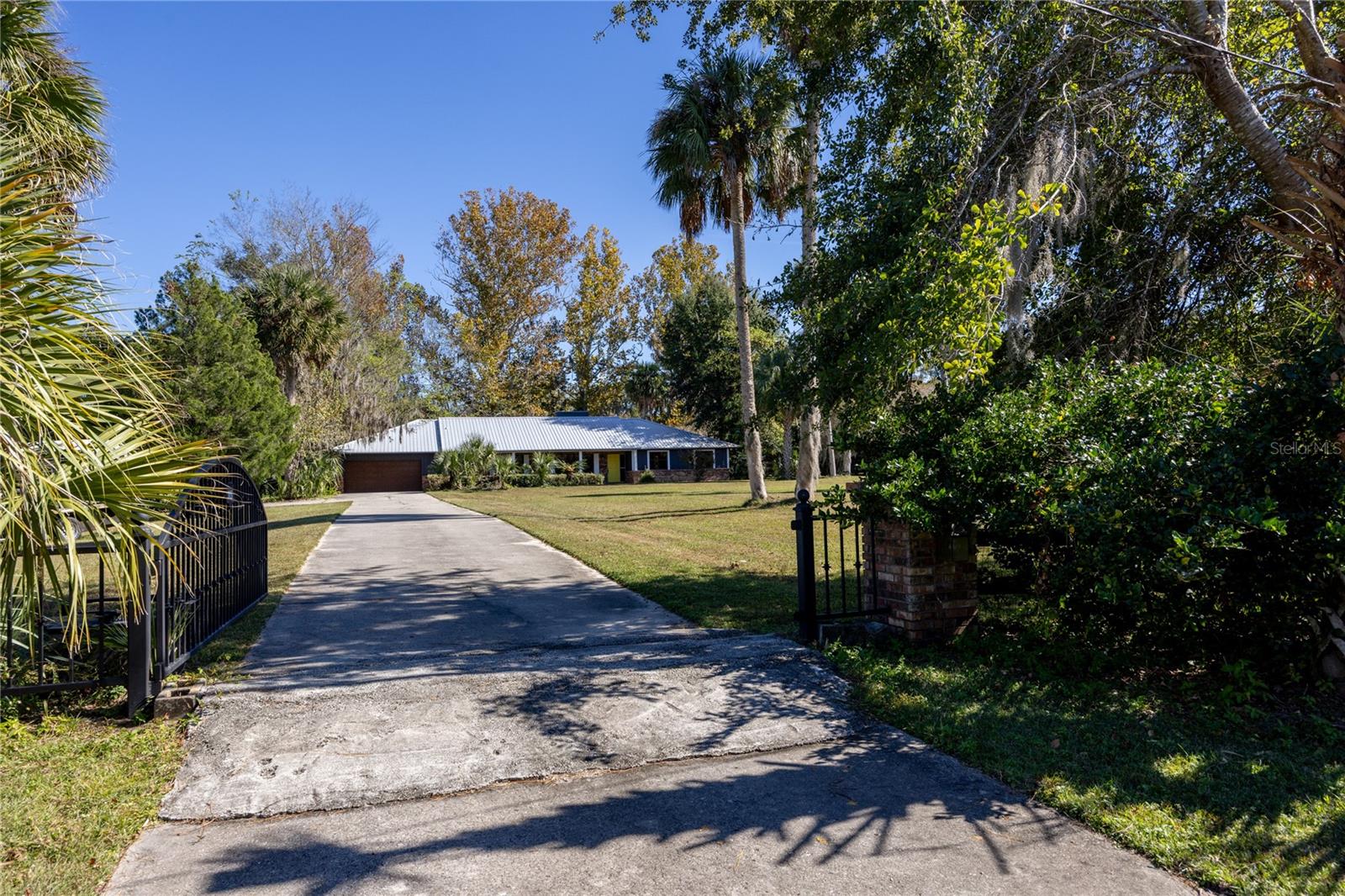 CUT ABOVE - Residential