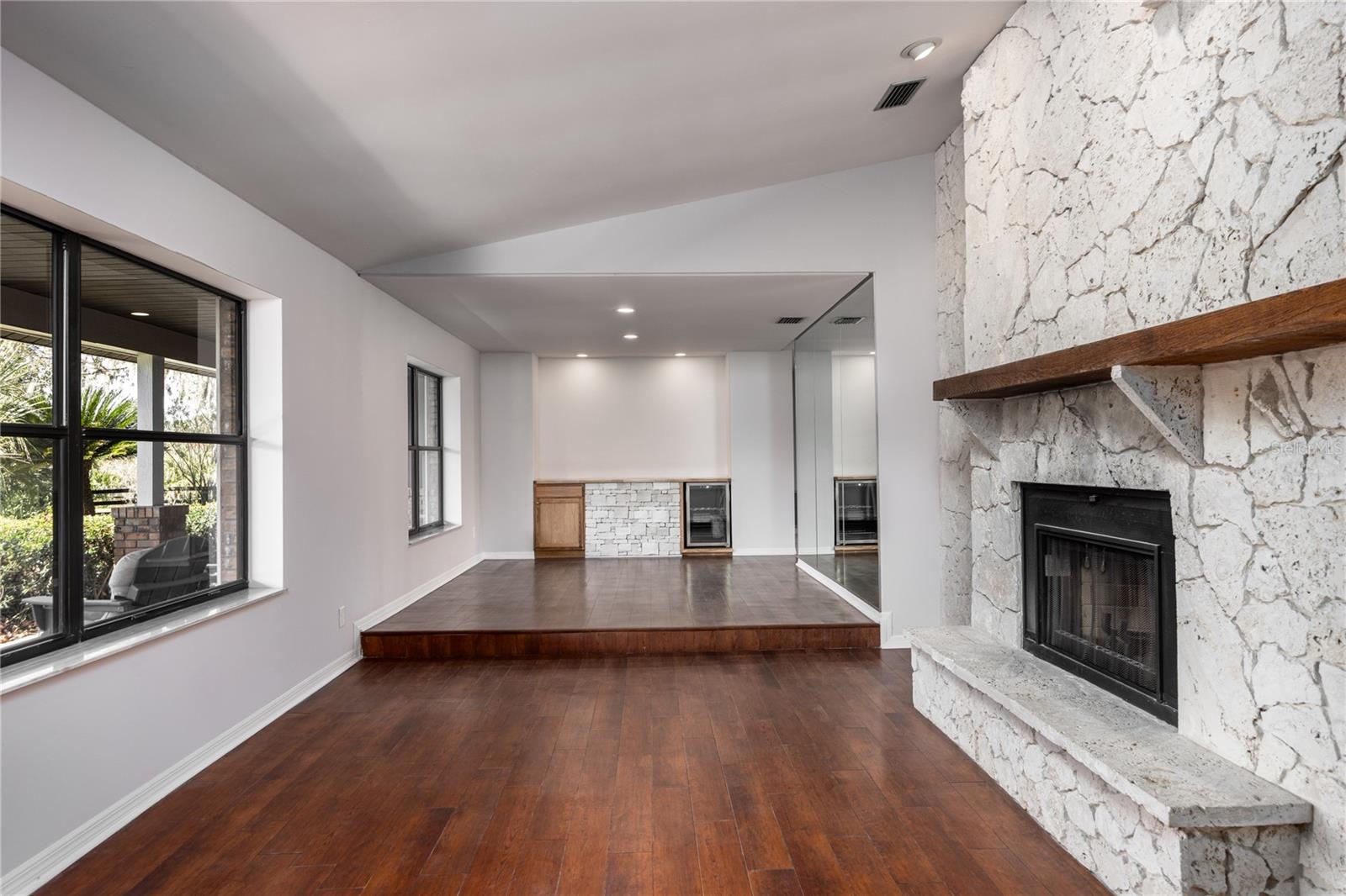 CUT ABOVE - Residential