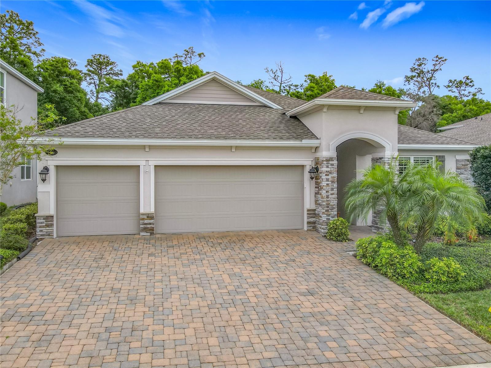 425 WEDGEWORTH LANE