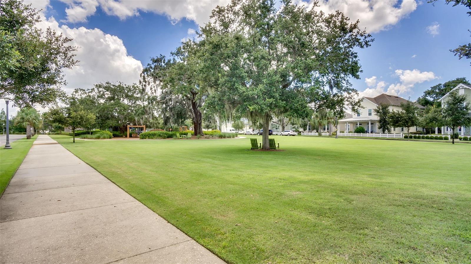 OAKLAND PARK - Residential