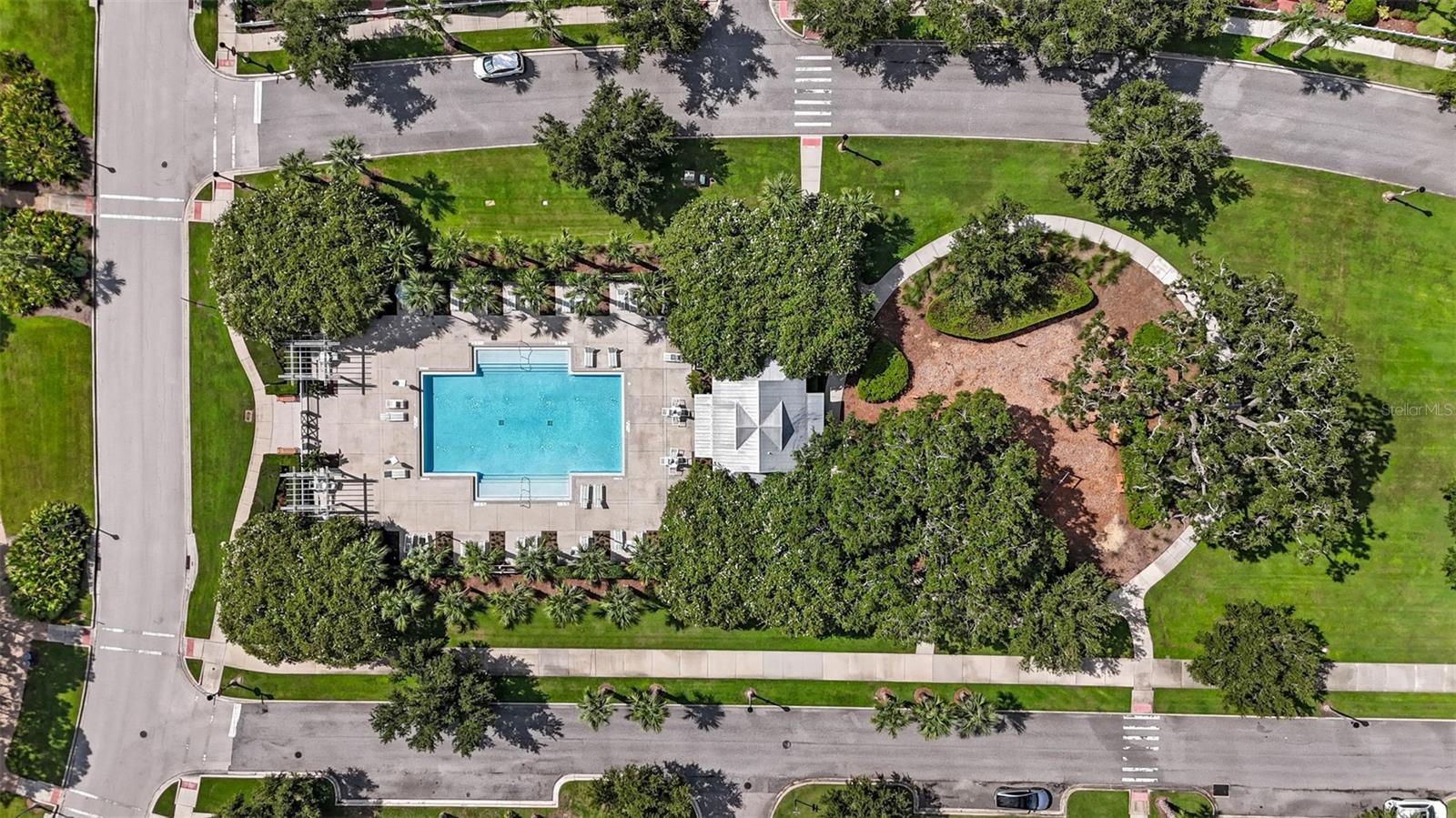 OAKLAND PARK - Residential