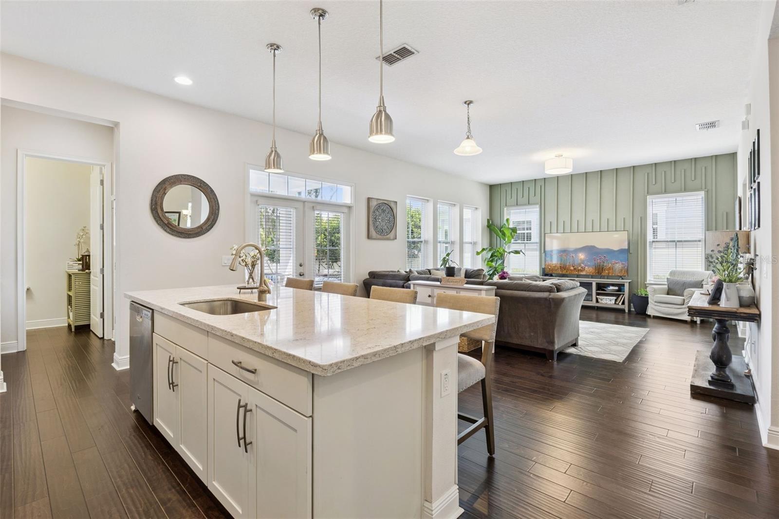 OAKLAND PARK - Residential