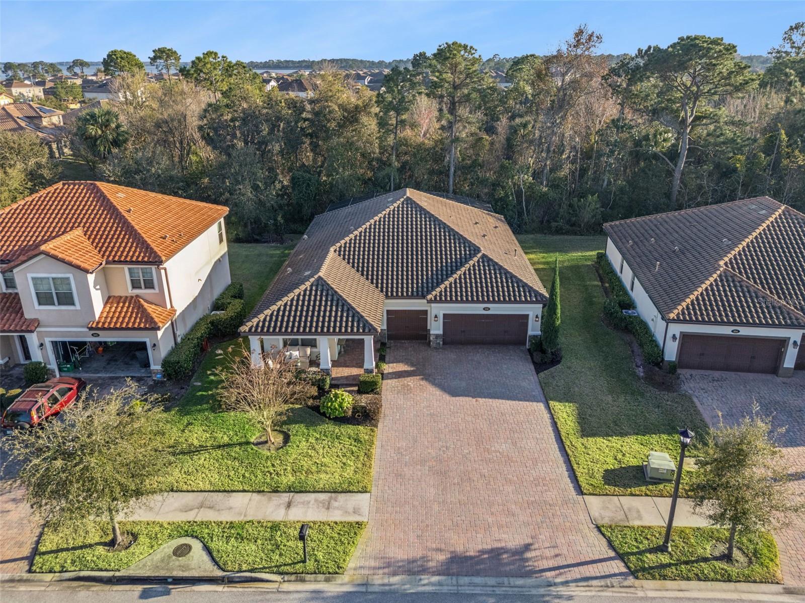 RIVIERA BELLA UN 3 - Residential