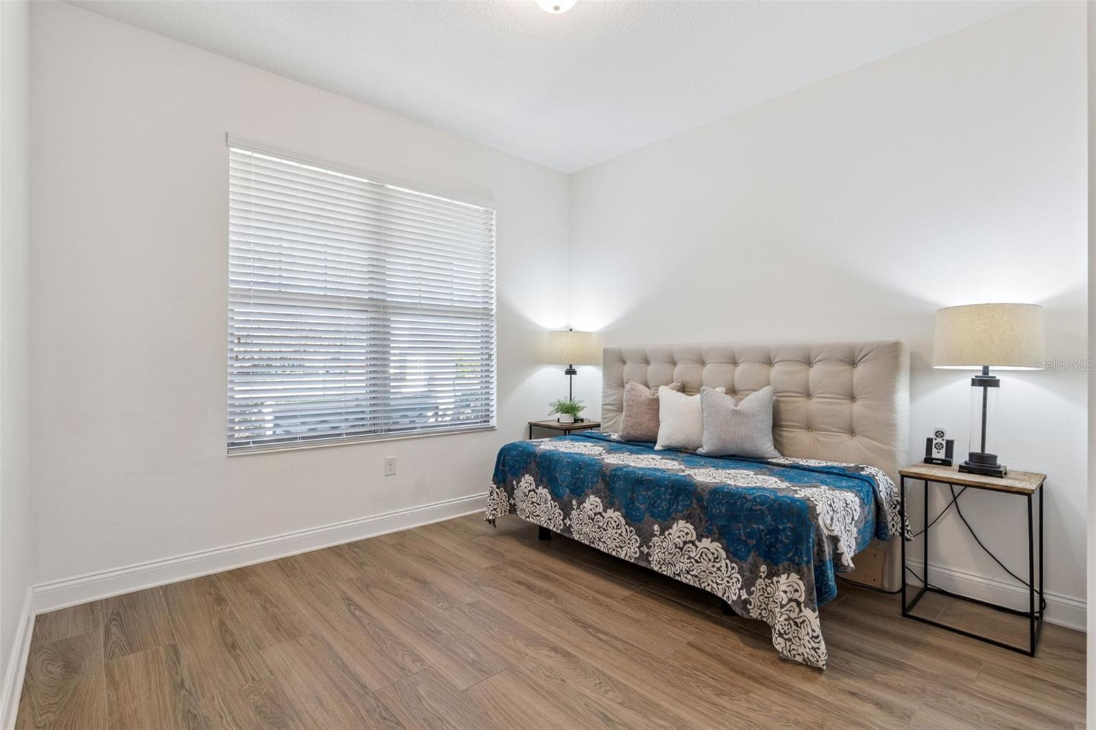 RIVIERA BELLA UN 3 - Residential