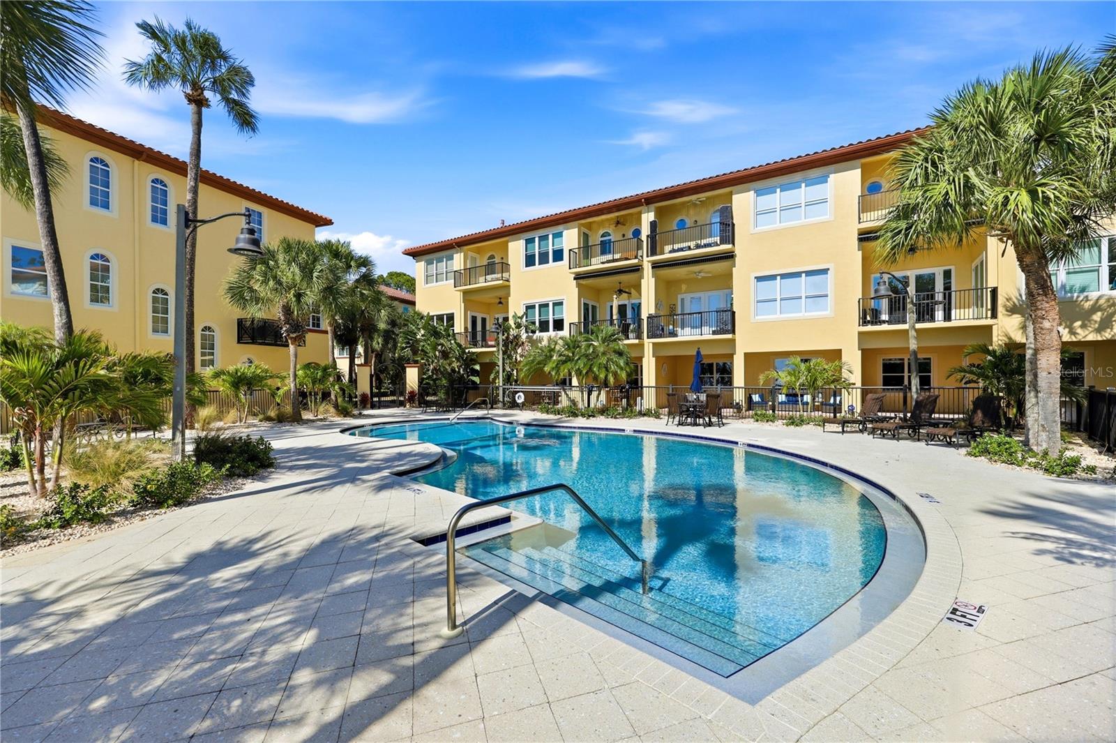VILLAS OF SEAGATE AT ST JOSEPH SOUND - Residential
