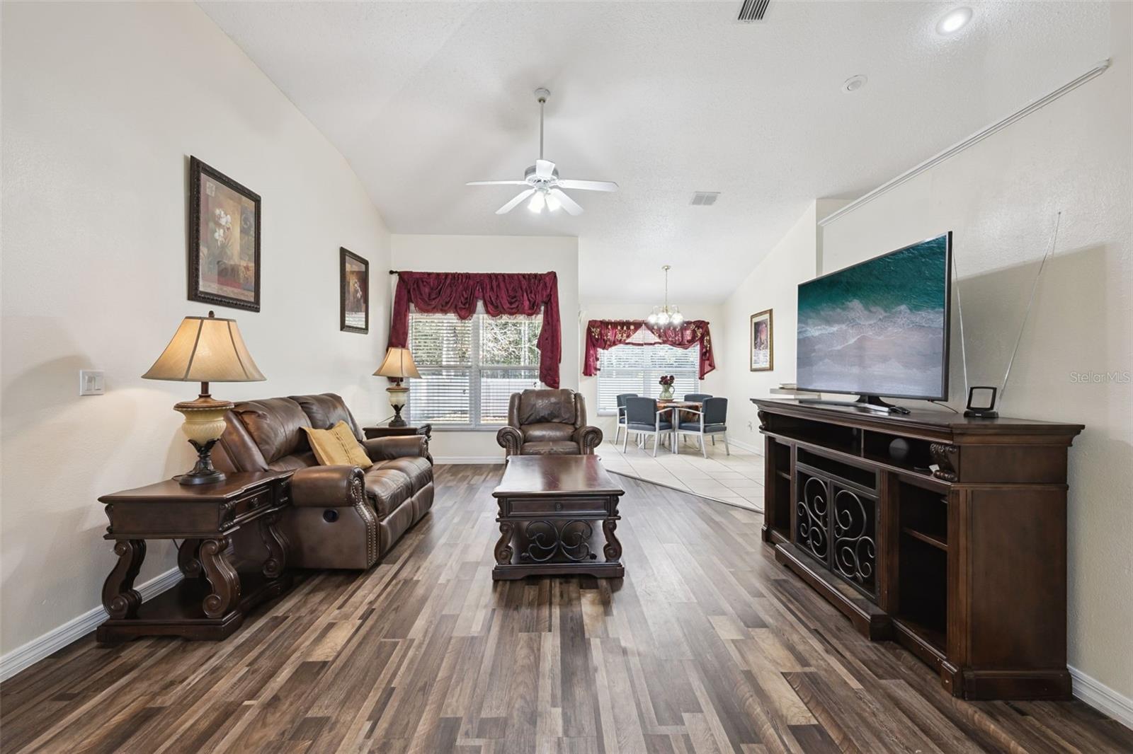 SOUTHCHASE PH 01B VILLAGE 08 - Residential