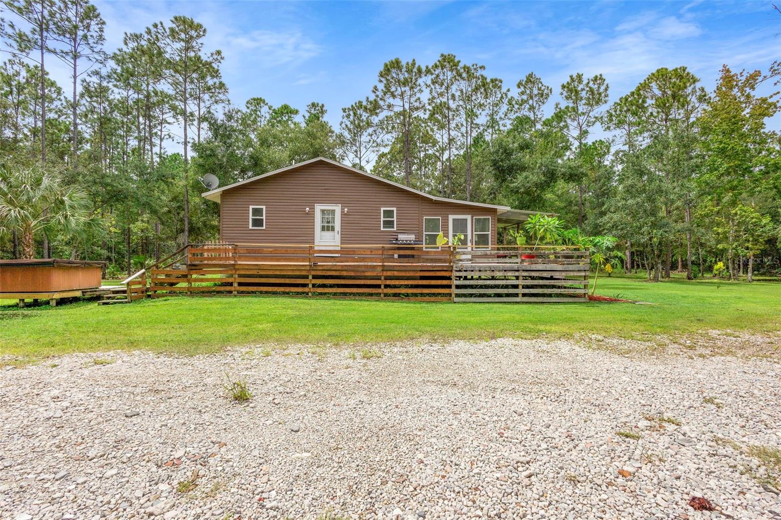 1200 BERRYBUSH STREET