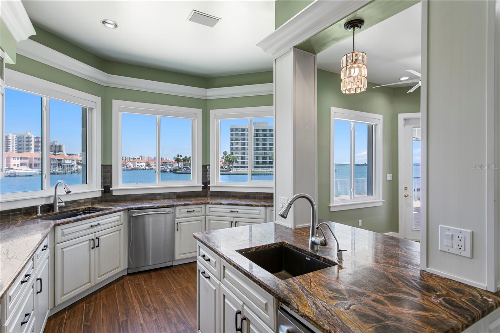 BILTMORE ISLES - Residential
