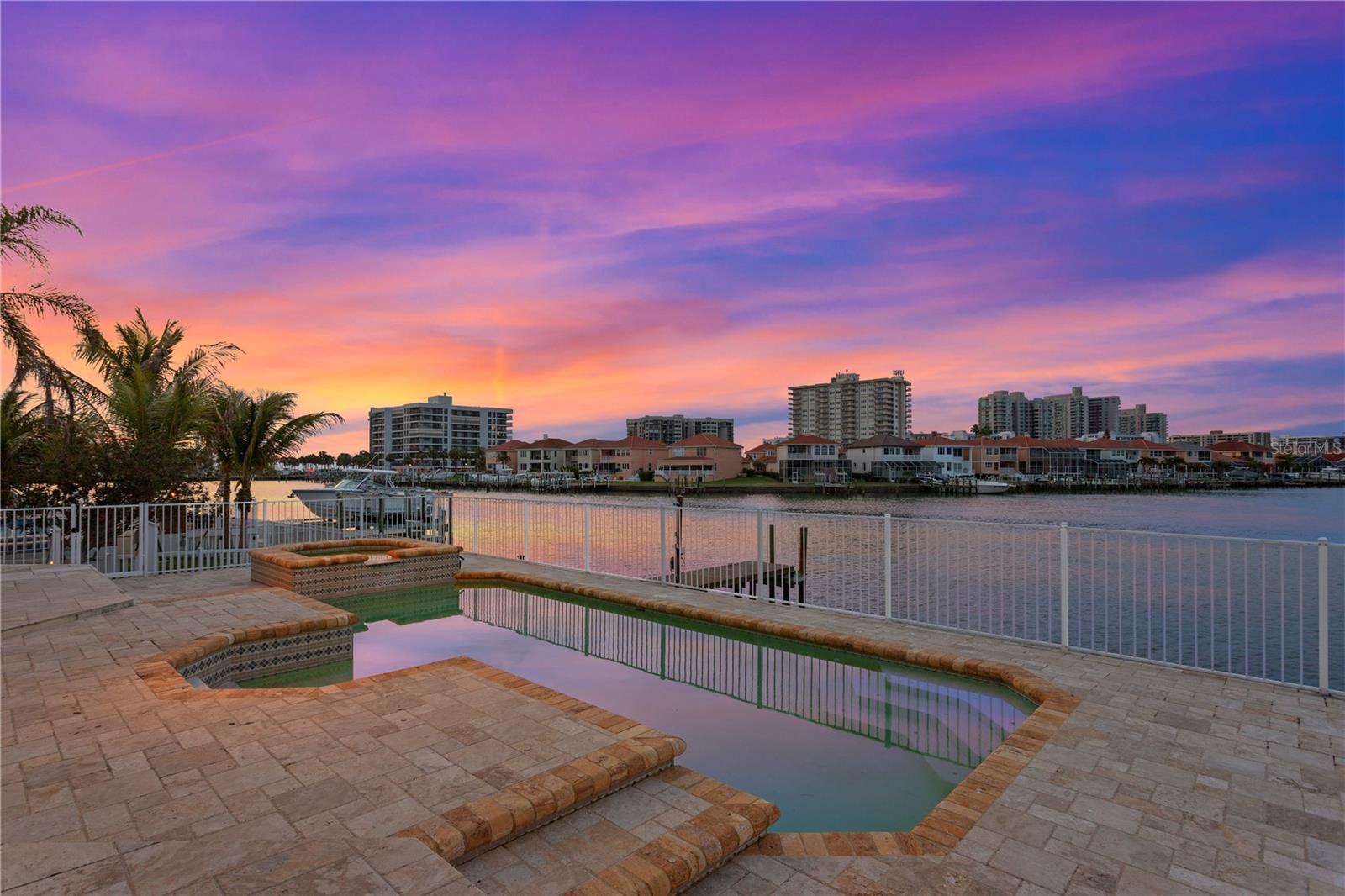 BILTMORE ISLES - Residential