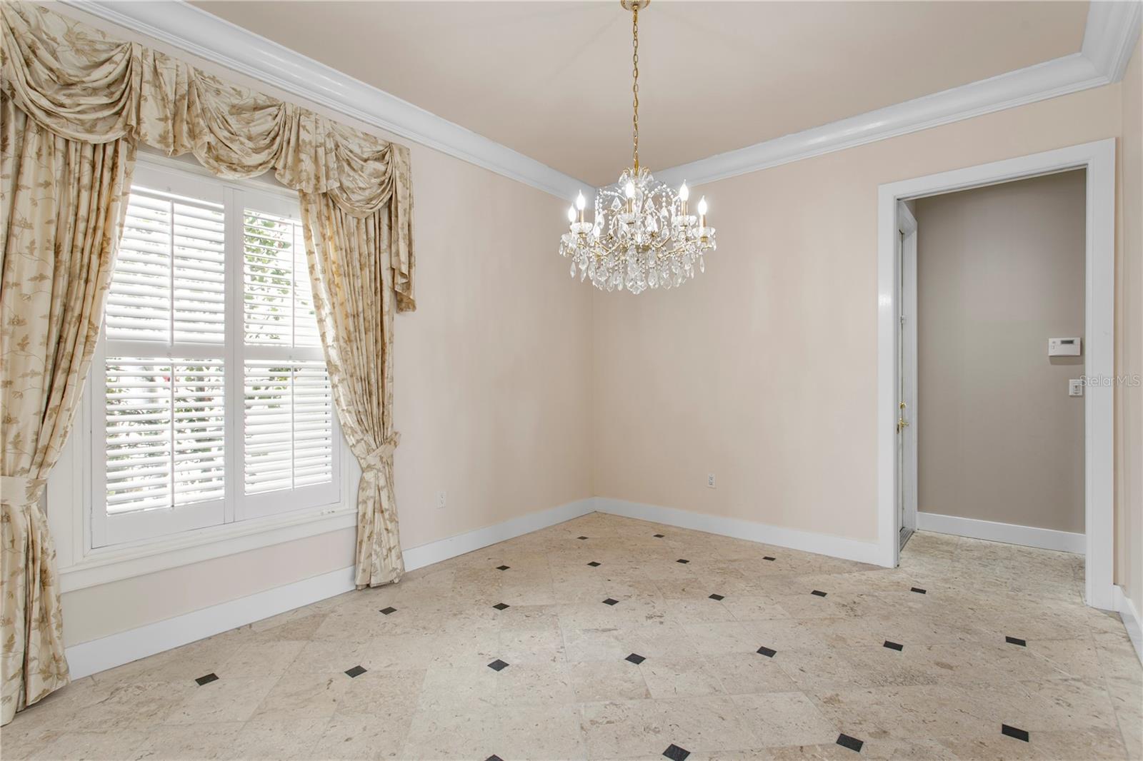 BILTMORE ISLES - Residential
