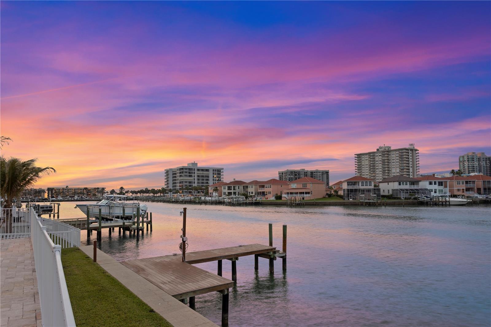 BILTMORE ISLES - Residential