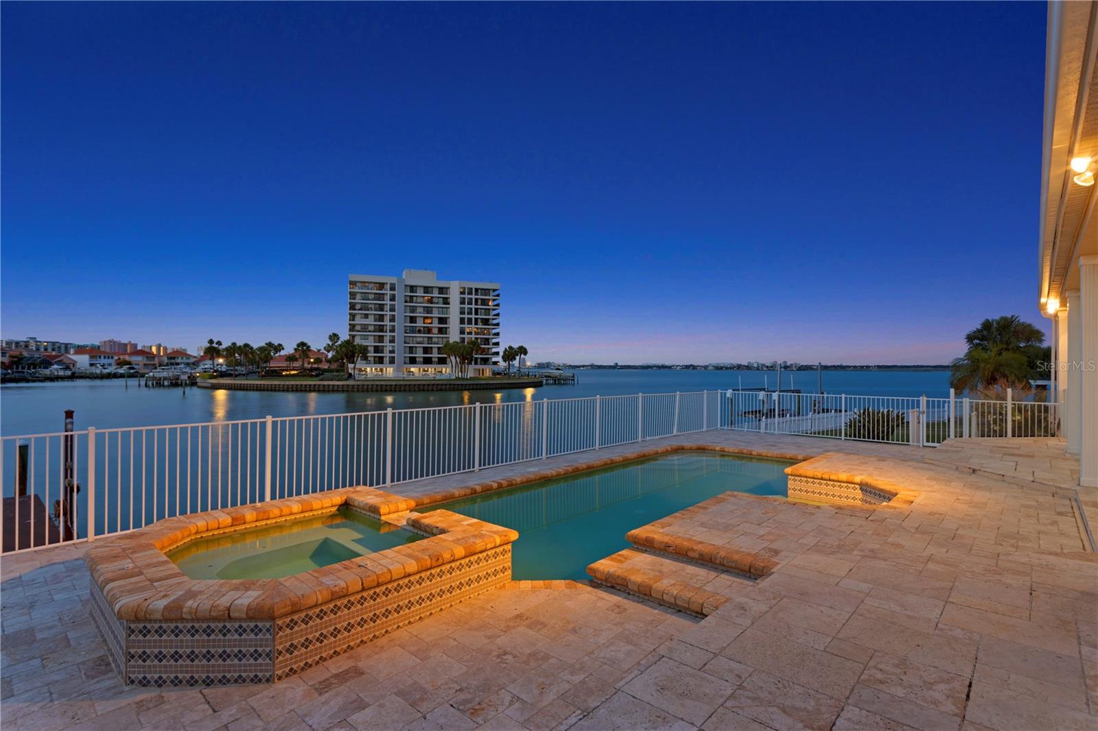 BILTMORE ISLES - Residential