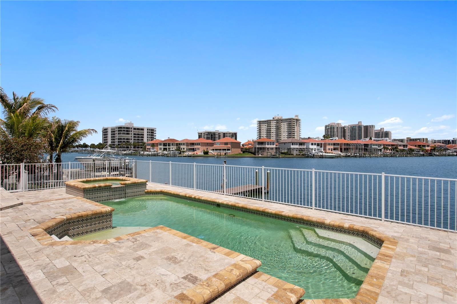 BILTMORE ISLES - Residential