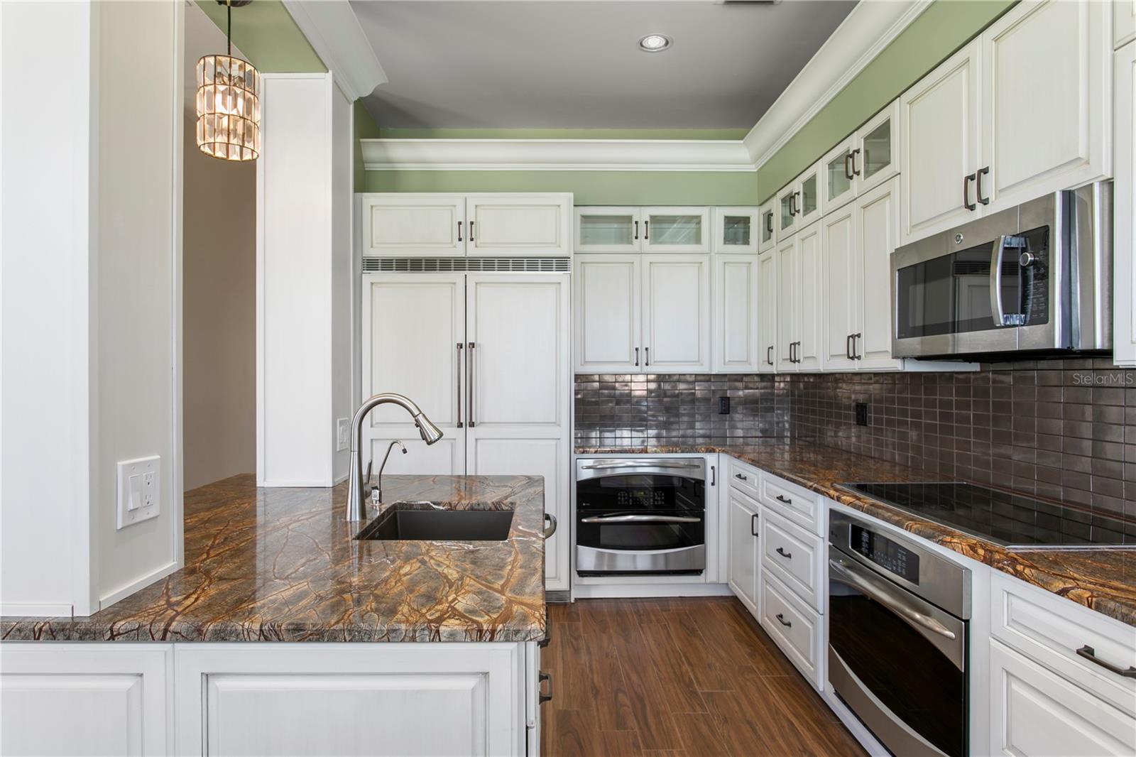 BILTMORE ISLES - Residential