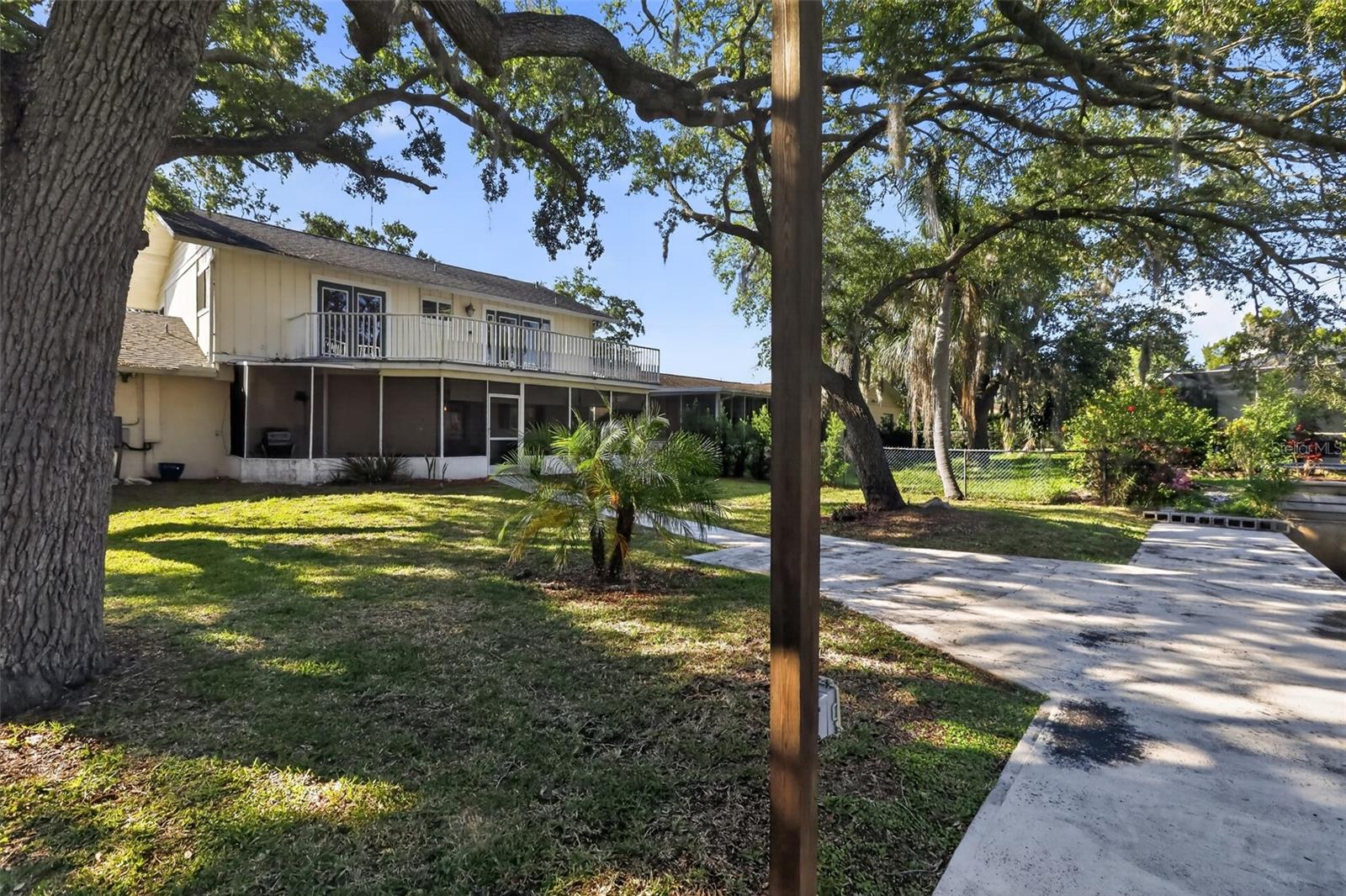GULF HARBORS WOODLANDS - Residential