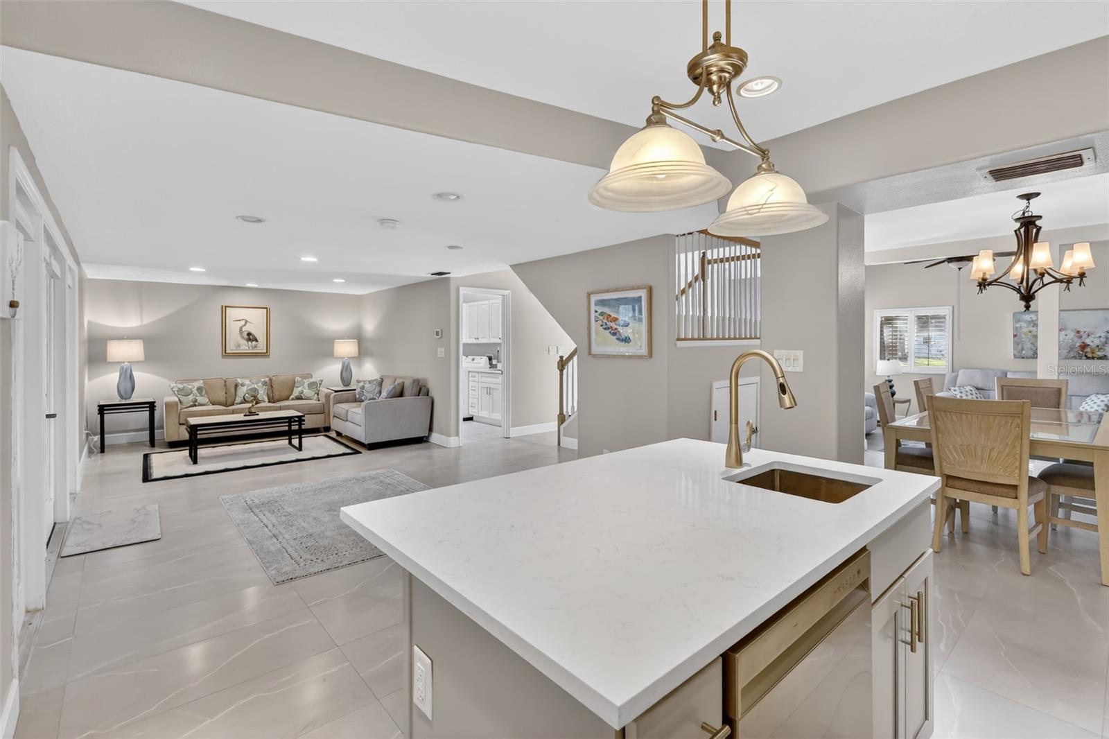 GULF HARBORS WOODLANDS - Residential