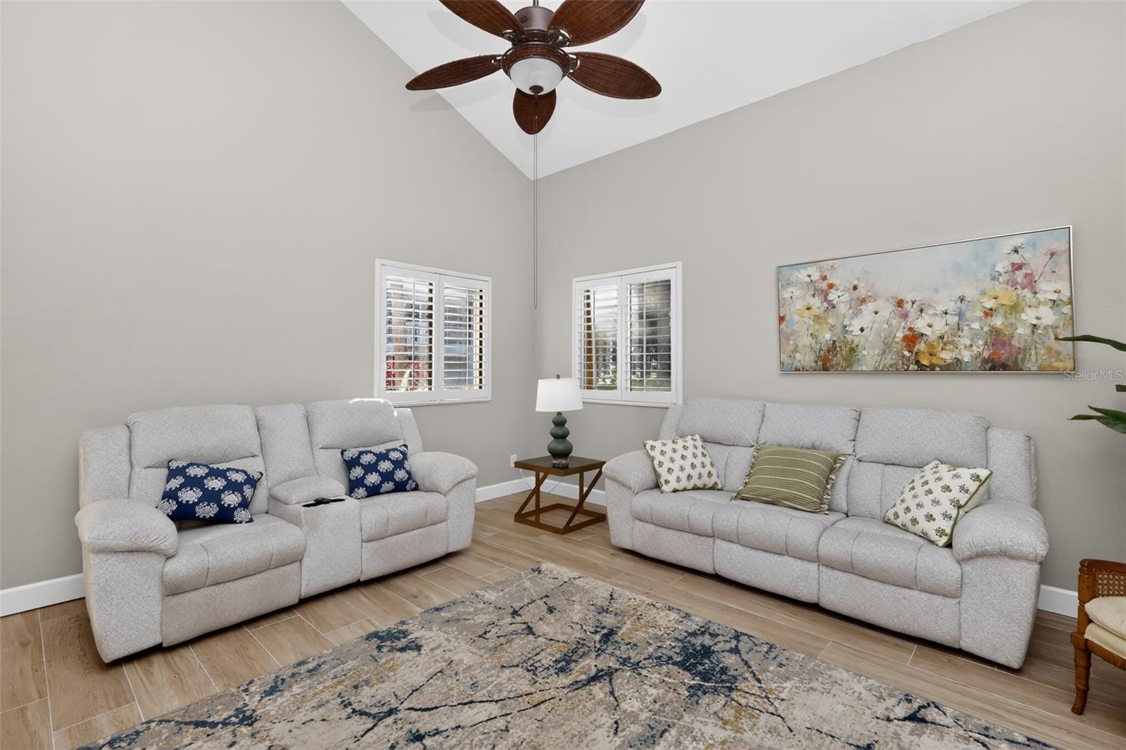 GULF HARBORS WOODLANDS - Residential
