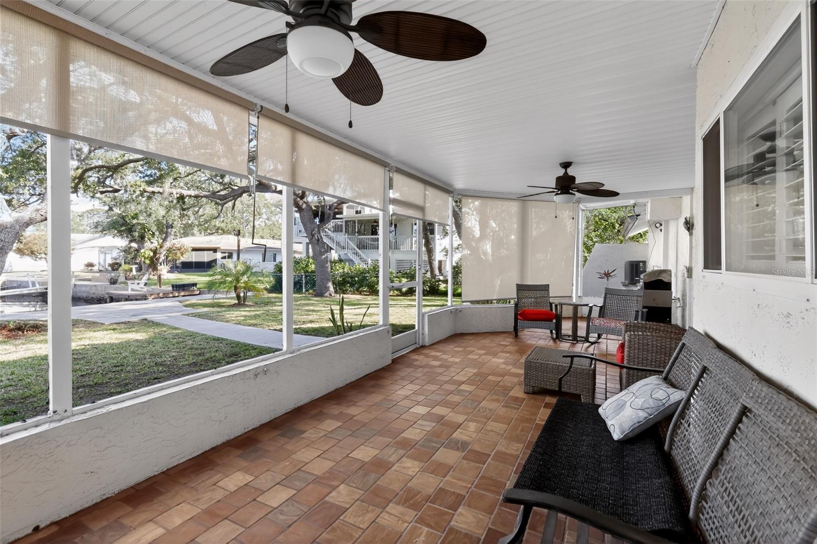 GULF HARBORS WOODLANDS - Residential